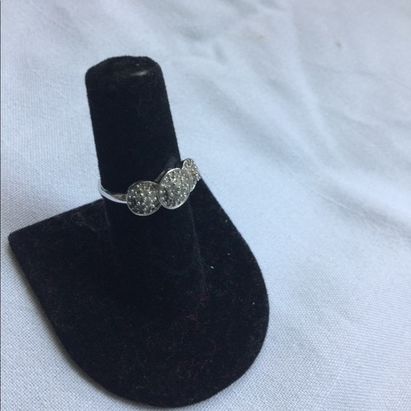 Diamond Ring - Picture 6 of 7